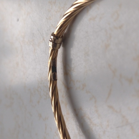 10K solid gold bracelet from Italy, new in box - Picture 5 of 16